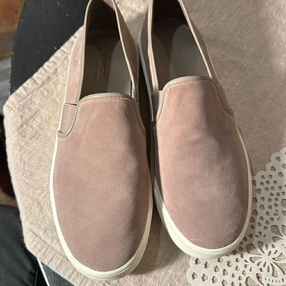 Vince Slip On Sneakers - Picture 3 of 7